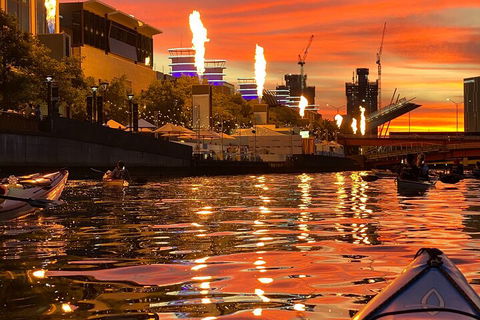 Melbourne Sunset Kayaking Experience With Dinner - Hotels Melbourne 4