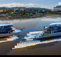 2.5 Hour Morning Discovery Cruise including sailing into the Cataract Gorge - Hotels Melbourne