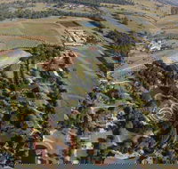 Hunter Valley Broken Back Range Helicopter Flight from Cessnock - Hotels Melbourne