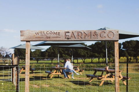 The Tweed Distiller - Hotels Melbourne 1