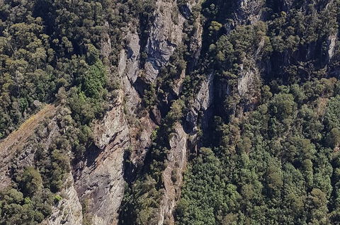 Leven Canyon Day Trip Including Wings Wildlife Park Or Gunns Plains Caves - Hotels Melbourne 0