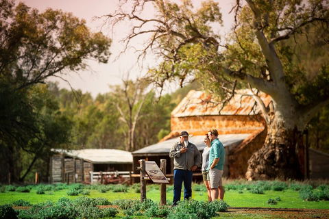 Yura Udnyu - Our Culture, Your Culture (Aboriginal Cultural Walk) - Hotels Melbourne 0